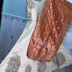 New Gown With Contrass dupatta