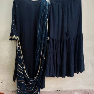 Sarara Set for Girls And Women Size issue