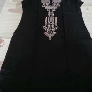 Black Kurti