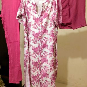 Kurti With Lagging Dupatta