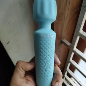 NEW GIRLS VIBRATOR