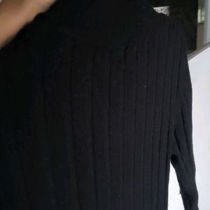 Ribbed Black Crop Top Turtle Neck