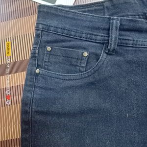 (B-26) 28 Size Flared Jeans