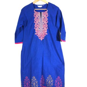 Blue&Pink Embodied Kurta Sets(Women’s)