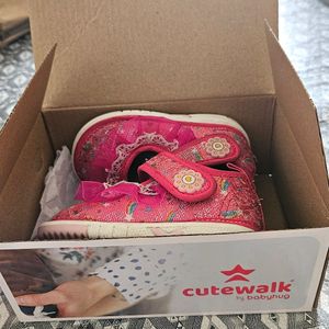 Cutewalk By BABYHUG casual Shoes