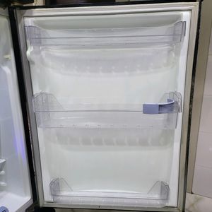 Whirpool Triple Door Fridge In Good Condition