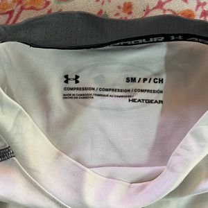 UNDER ARMOUR COMPRESSION HEAT GEAR SHORT SLEEVES