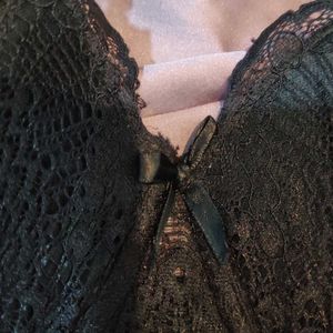 black lace bra