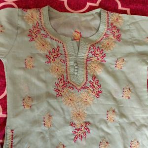 Lucknowi Short Kurti