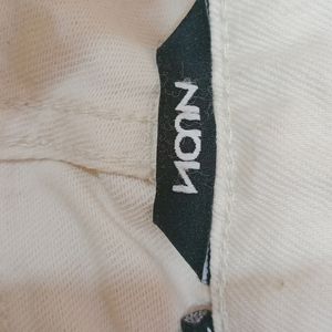 Off White Cargos(Baggy)