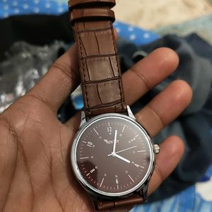 leather strap premium mens watch