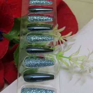 Artificial Beautiful Nails For Women