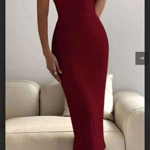 Maroon Backless Bodycon Dress