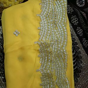 Haldi Gharara Set