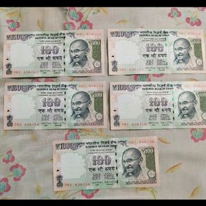 Five Pieces Old 100 Rupee Notes