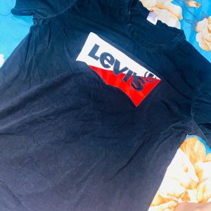 Levis Tshirt