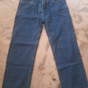 A Straight Wide Leg Women's Denims