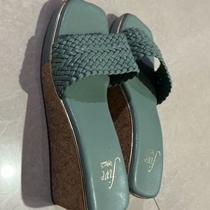 Five By Inc. Green Wedges Size UK4/EURO37