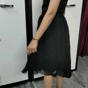 Black Flared Knee Length Skirt