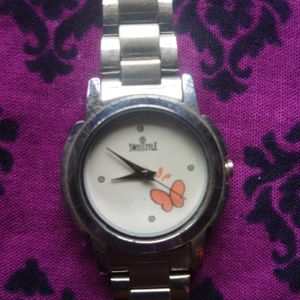 Nice Ladies Watch