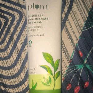 Plum Green Tea Pore Cleansing Face Wash