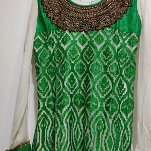 Like New Kurti Set With Nice Dupatta