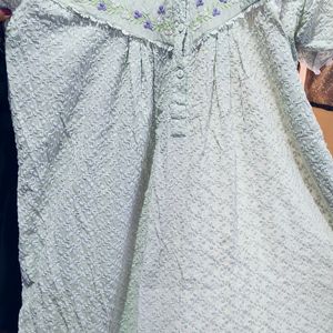 Beautiful Chikankari Gown/nighty