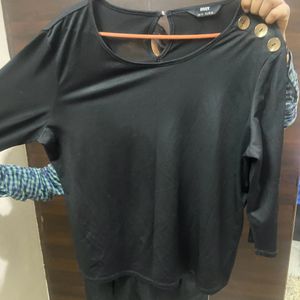 Max Black Top