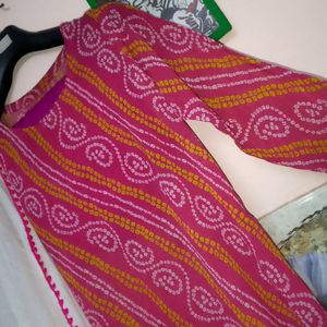 Bandheej Kurti Set With Tasle Duppta