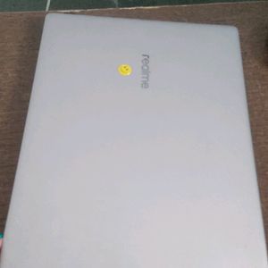 Laptop 💻 Easy To Handle Realme Lapto