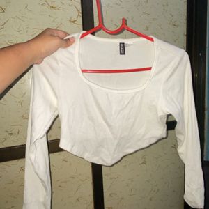 Perfect Crop Top For Hourglass Body