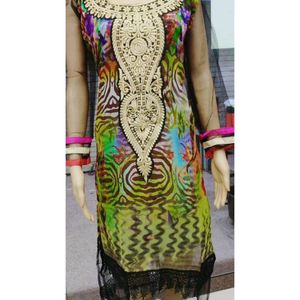 New Women's 6 Combo Long Designer Kurti 😍🥰