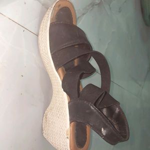 Women  Wedges  Used Few Times But Look Good