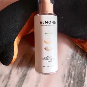 Almond Moisturizer Toner