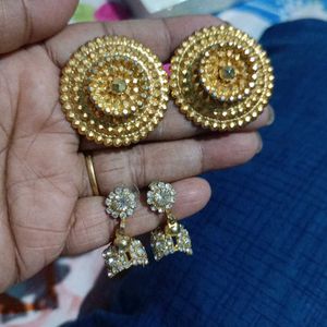 2 Piece Of Earings, Golden And Stone Fitted