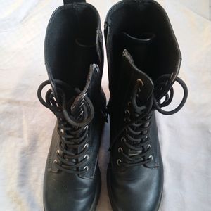 Boots For Both Men/Women