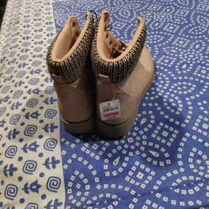 Women Light Weight Imported High Collar Boots New