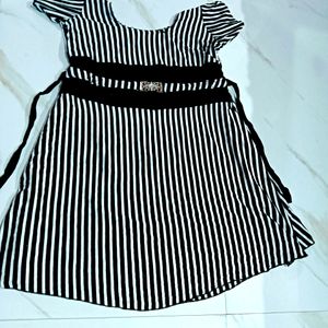 🦓 Zebra Chek Dress