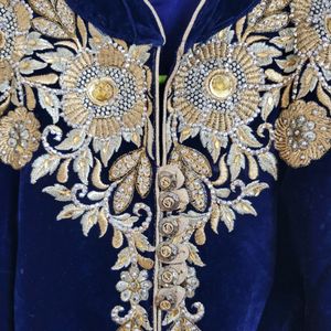 Embellished Velvet Kurta