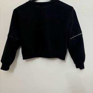 Black Crop Sweatshirt