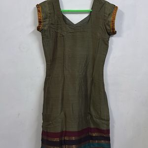 Olive Kurta