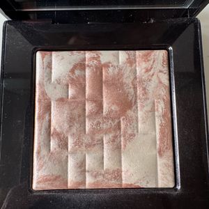 Bobbi Brown Highlighting Powder In Pink Glow