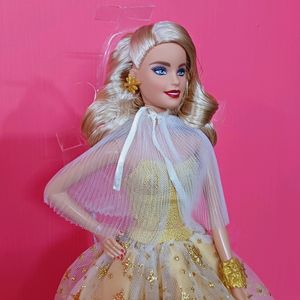 Barbie 2023 Holiday Blonde