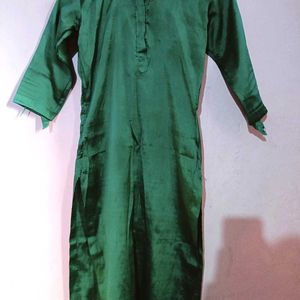 Straight Fit Silk Shine Kurti💚