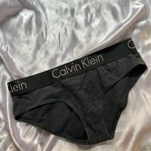 Calvin Klein Bra And Penty Set
