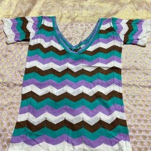 V neck Zig Zag Top