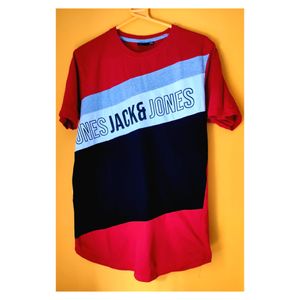 Jack & Jones Men's Trendy T-shirt ♥️