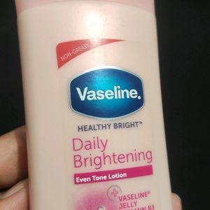 Vaseline Daily Brightening Body Lotion