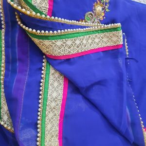 beautiful sarees with blouse pieces