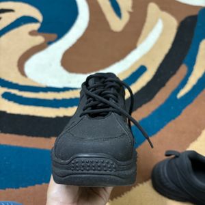 Black Sneakers